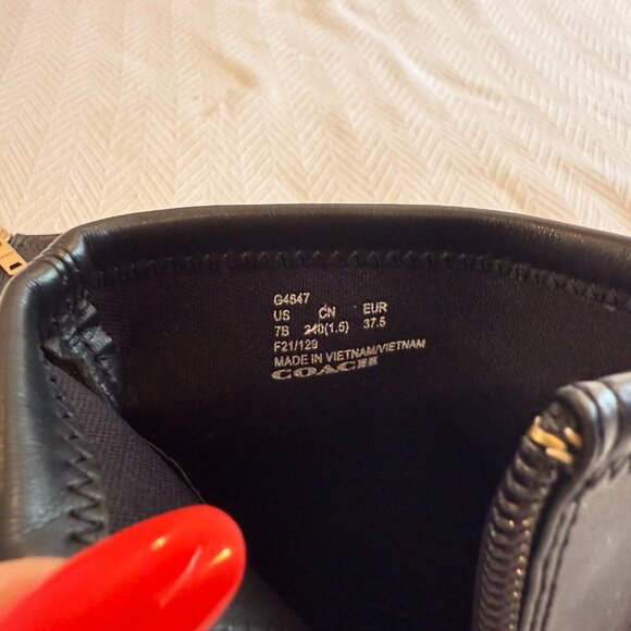 Coach Pell leather boots size 7 new without a box - Picture 5 of 5